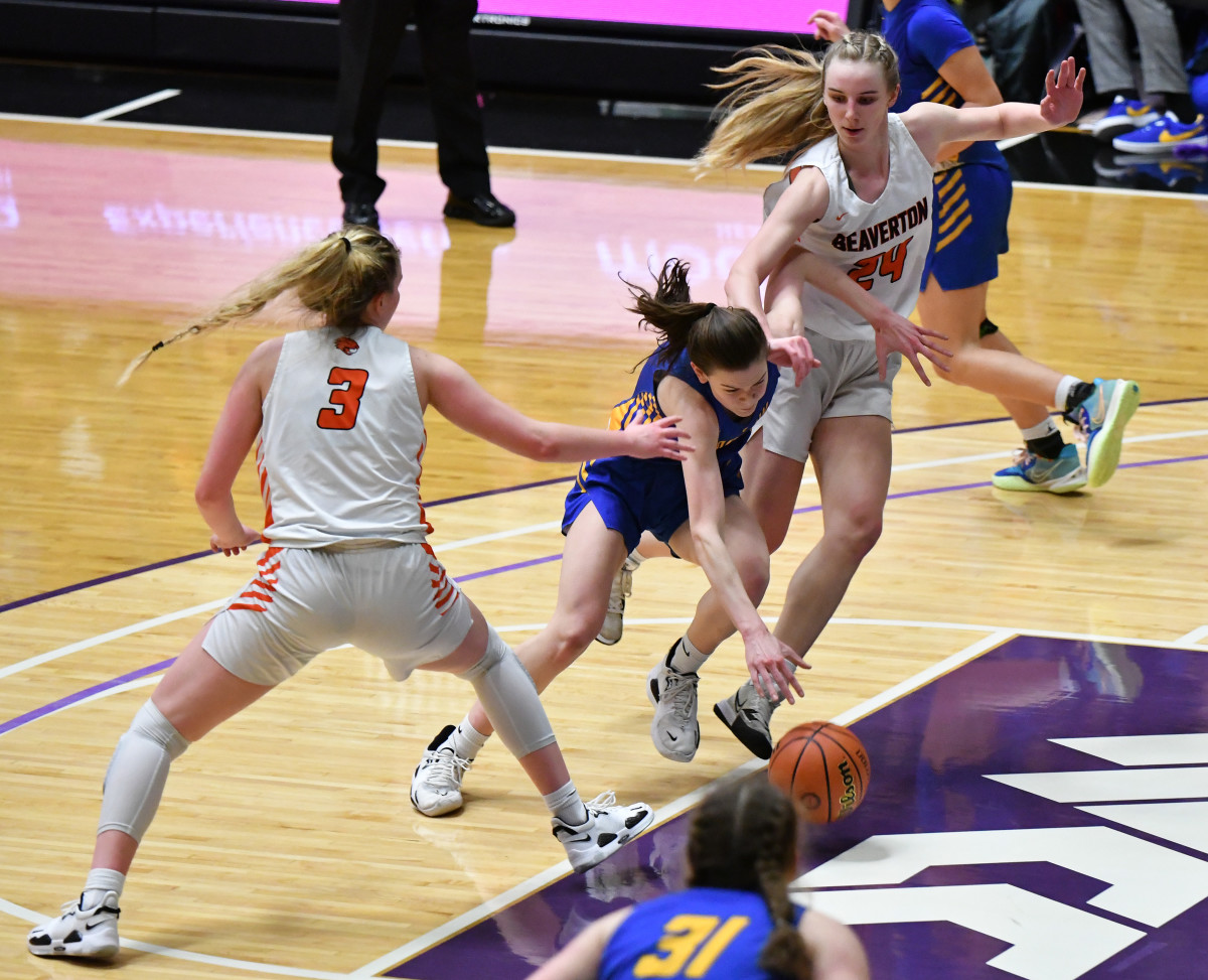 Beaverton Barlow girls basketball Taylor Balkom 42